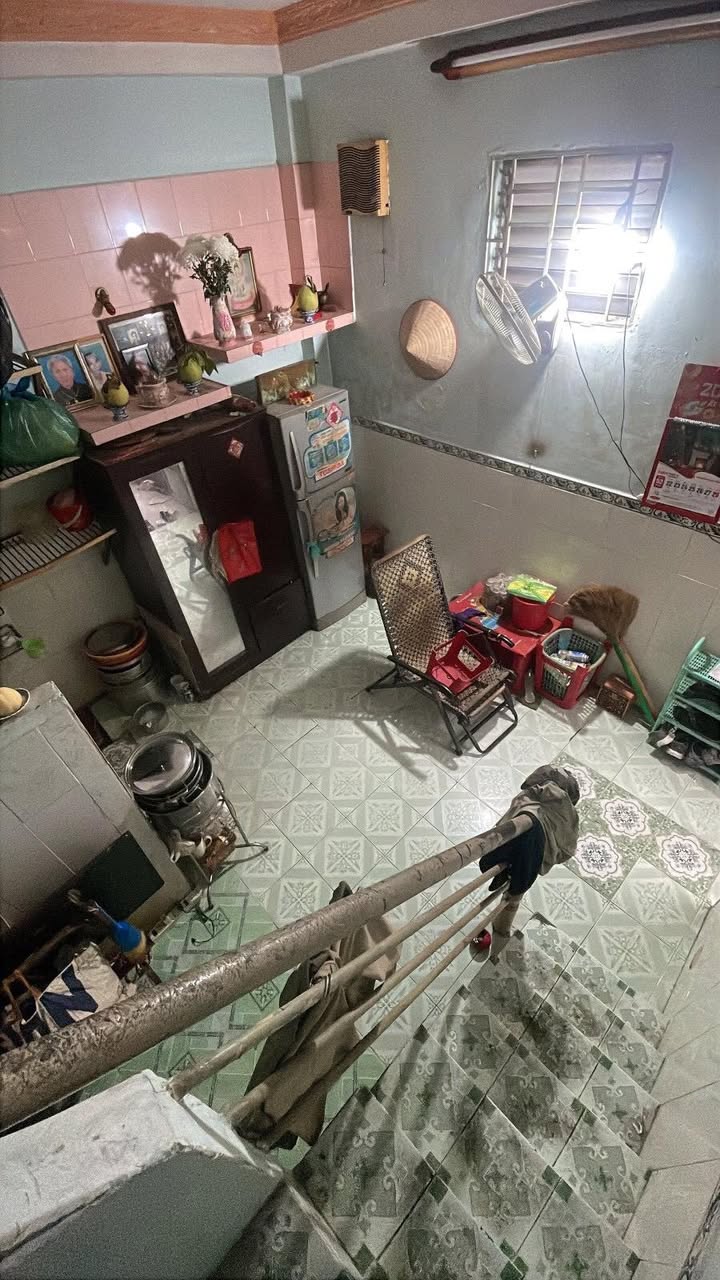 Nhà bán Quận 10 Hòa Hưng 20m² giá 2.7 tỷ - Thiết kế hiện đại, 3 tầng