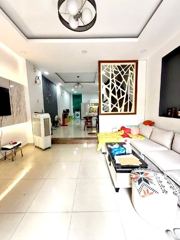 Nhà đẹp đường Lâm Văn Bền, quận 7, 78m² giá 8,55 tỷ - Sổ hồng riêng, hoàn công đầy đủ!
