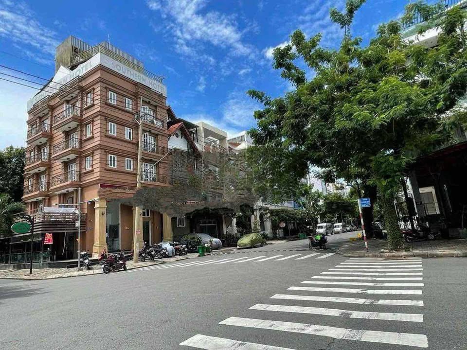 Shophouse cho thuê Nguyễn Văn Linh Quận 7 40m² - Không gian kinh doanh lý tưởng!