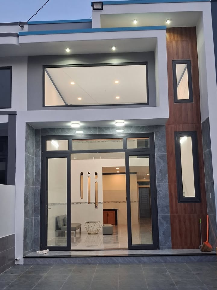 Nhà nguyên căn cho thuê tại thị trấn Gia Ray, 50m² - Phong cách hiện đại, an ninh tốt