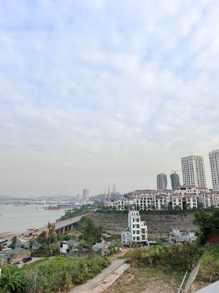 Đất dự án KĐT Ban Mai Hạ Long 372m² giá 13 tỷ - Mặt tiền 3 mặt thoáng