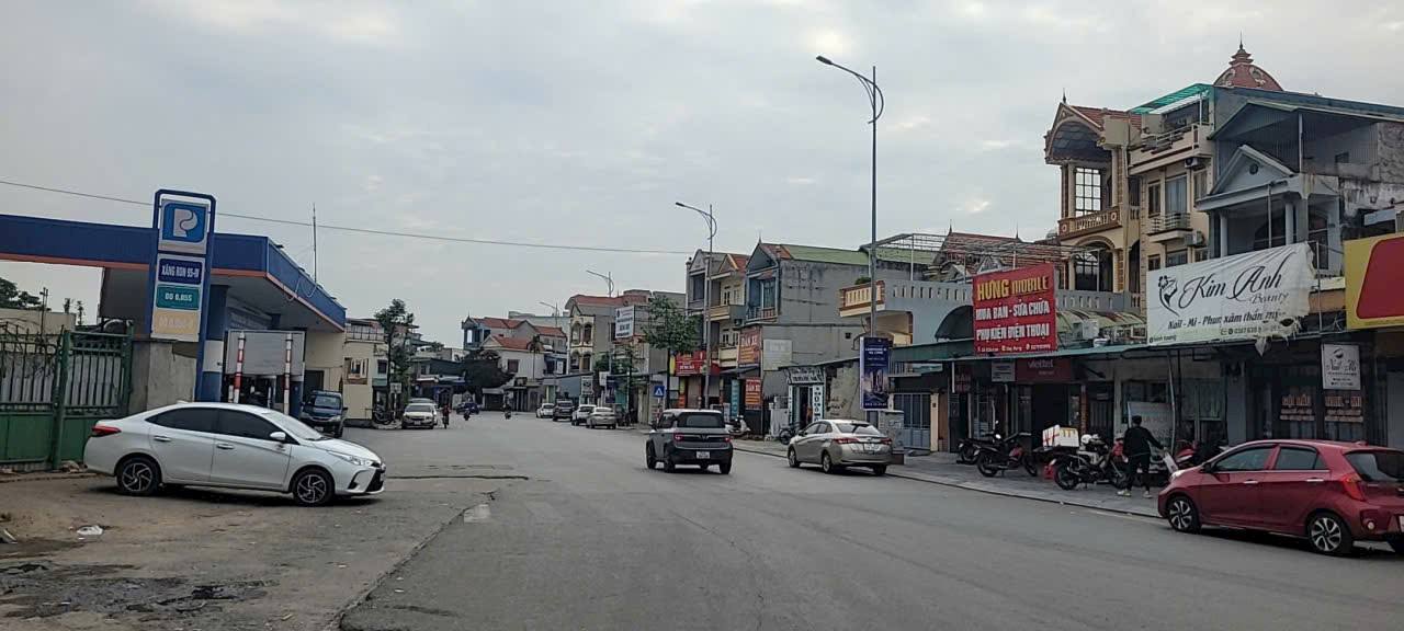 Nhà cấp 4 Giếng Đáy Hạ Long 26m² giá 1.3 tỷ - Đất 2 mặt tiền, ô tô vào tận nơi!