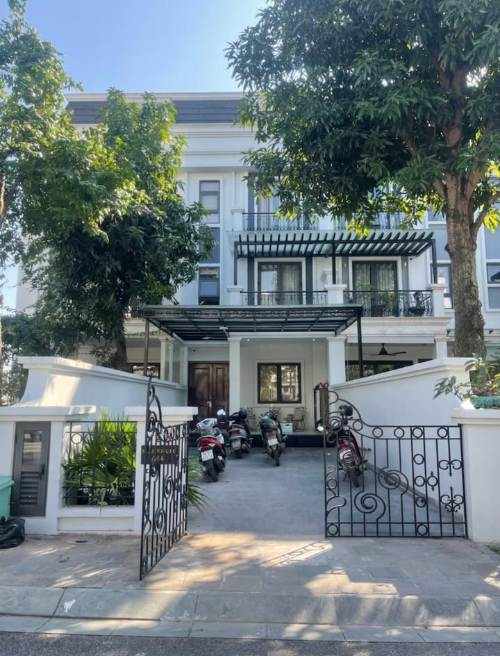 Biệt thự Eastern Park, Thạch Bàn 160m² giá thỏa thuận - Vị trí đẹp nhất khu vực!