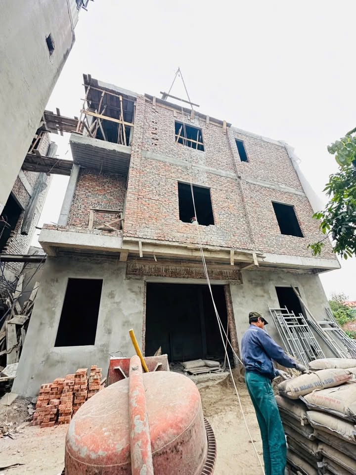 Nhà đẹp 3 tầng tại phường An Dương 41m² giá 2.5 tỷ - Thiết kế hiện đại, tiện nghi đầy đủ!