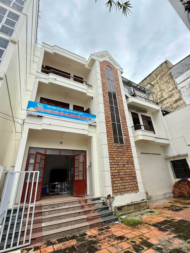 Nhà mặt tiền Lý Thánh Tôn Nha Trang 234m² giá 32 tỷ - Đầu tư sinh lời ngay!