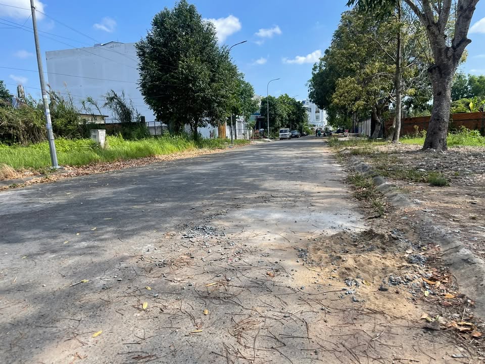 Đất nền Khu 13 Hồng Phát Cần Thơ 125m² giá 3 tỷ - Tặng nhà kho cho thuê 5 triệu/tháng!