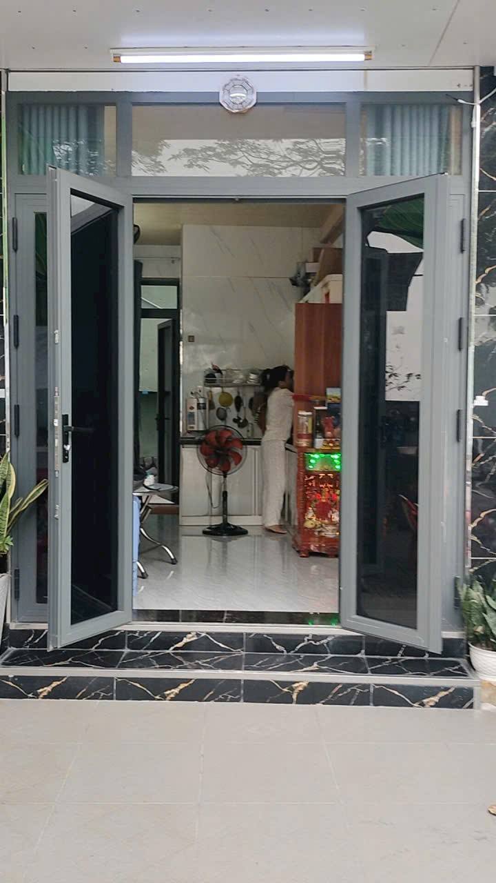 Nhà cho thuê đường Lạc Long Quân Quận 11 21m² giá 8 triệu - Full nội thất tiện nghi!