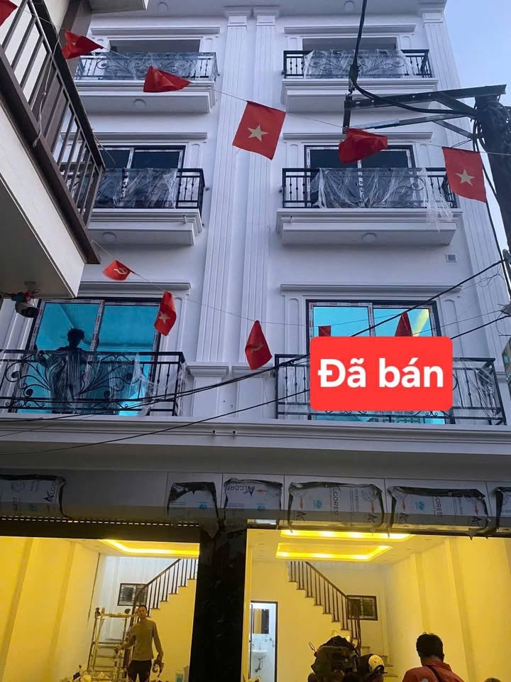 Nhà 4 Tầng Phúc Đức Sài Sơn 40m² giá 4.3 Tỷ - Chính Chủ Bán Gấp!