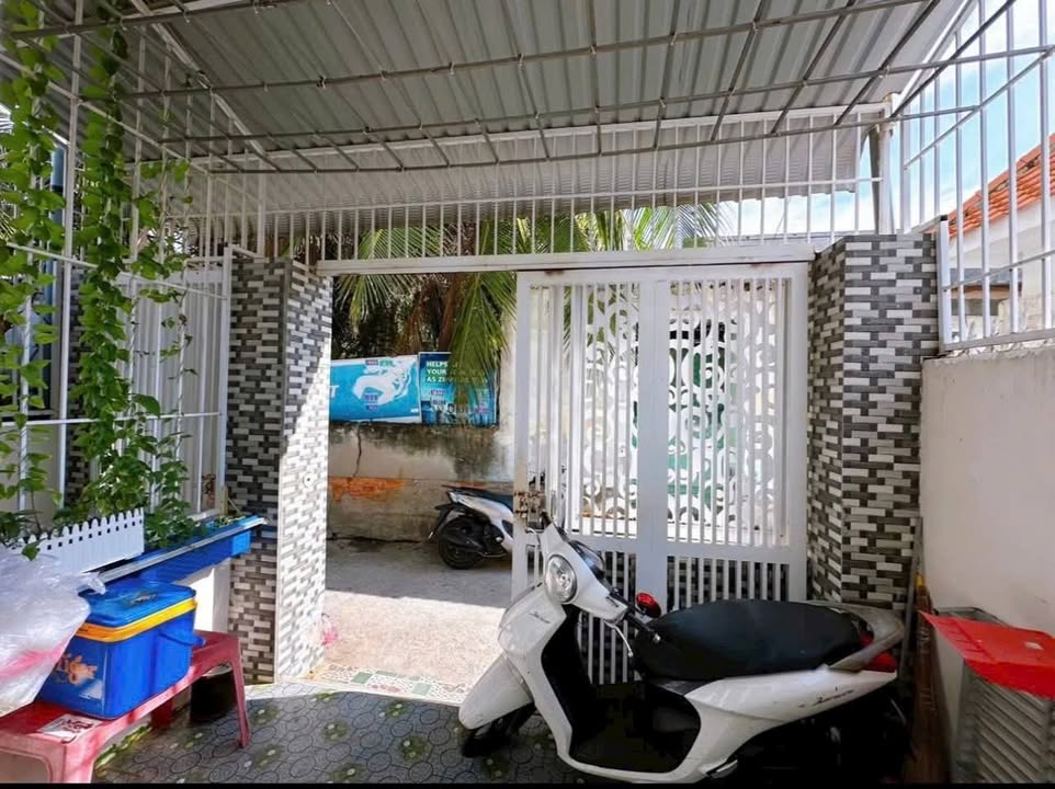 Nhà nguyên căn cho thuê Phú Trinh 150m² giá 5 triệu - Full nội thất, vào ở ngay!