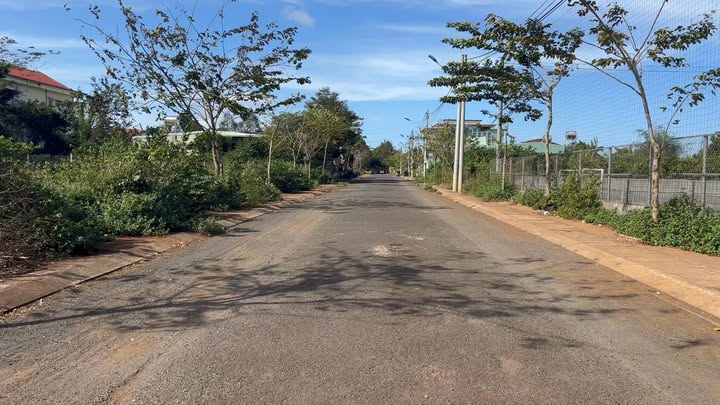 Đất nền đường Cao Bà Quát, xã Chư Pừh, 200m² chỉ 830 triệu - Cơ hội đầu tư sinh lời!