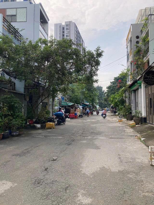 Biệt thự sân vườn Nguyễn Hới, An Lạc, 275m² giá 27 tỷ - Gần Bến xe Miền Tây!