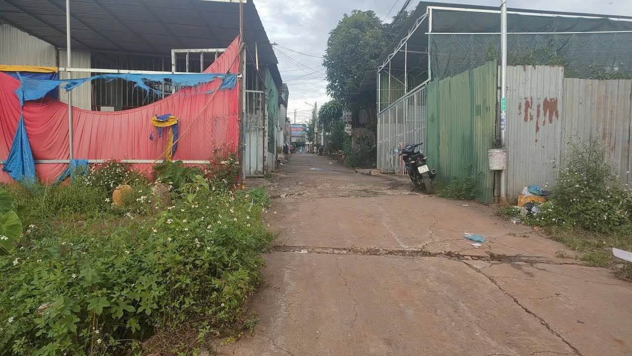 Đất nền hẻm 44 Trần Quý Cáp, Buôn Ma Thuột 100m² giá 850 triệu - Đường ô tô vào tận nơi!