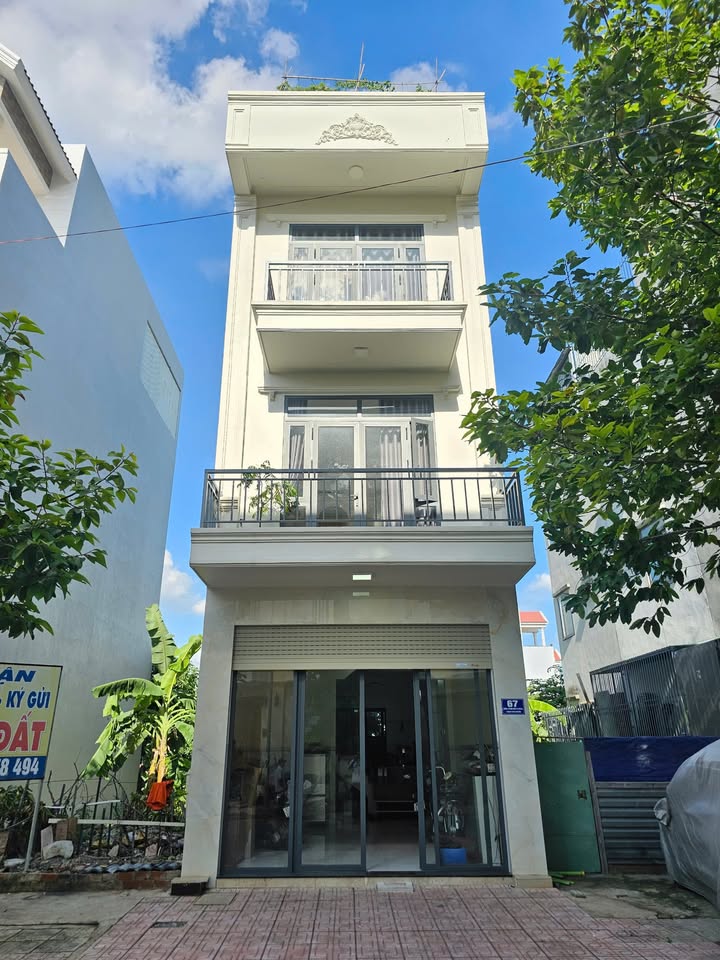 Nhà Phố KDC Phú Hồng Thịnh Dĩ An 74.1m² giá 6.5 tỷ - Kinh doanh ngay cổng KDC!