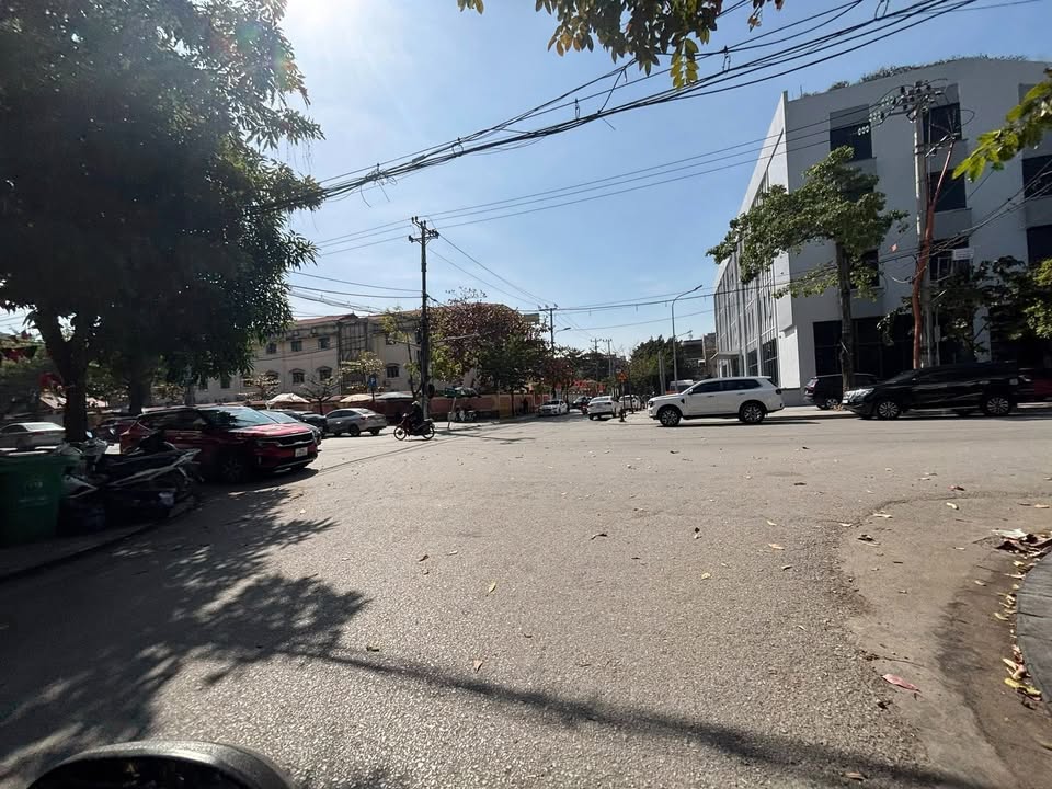 Nhà 3 tầng đường Hoàng Diệu, phường Thanh Bình 54m² - Chính chủ bán gấp!