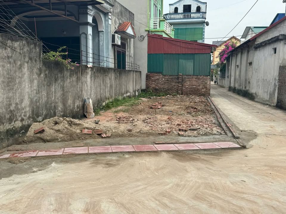 Đất nền Kim Hoa Mê Linh 60m² giá 3 tỷ - Lô góc cực đẹp, tiện ích đầy đủ!