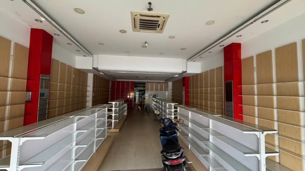 Nhà mặt tiền đường Phan Chu Trinh Nha Trang 208m² giá 43 tỷ - Vị trí kinh doanh đắc địa!