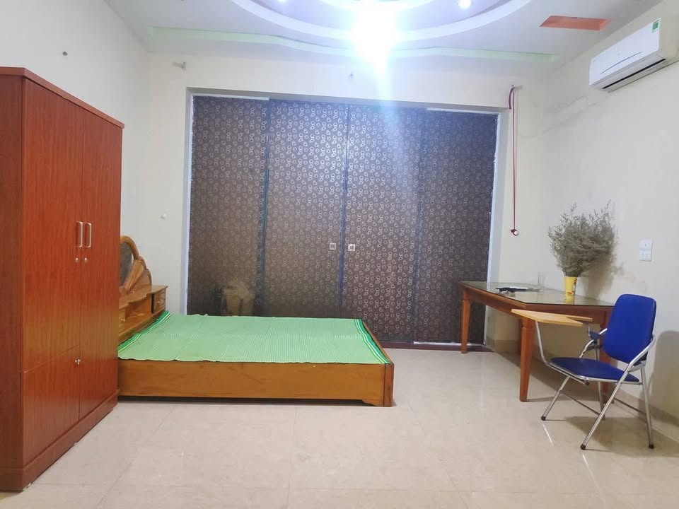 Phòng cho thuê tại Nguyễn Ngọc Vũ, Cầu Giấy, 25m² chỉ 3 triệu - Dọn vào ở ngay!