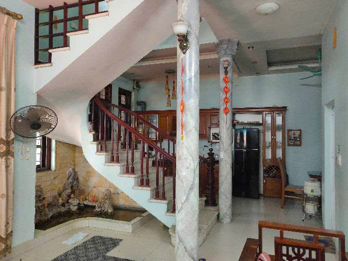 Nhà phố Trương Định, Hai Bà Trưng, 45m² giá 10 tỷ - Ô tô chờ thang máy, sổ đỏ chính chủ!