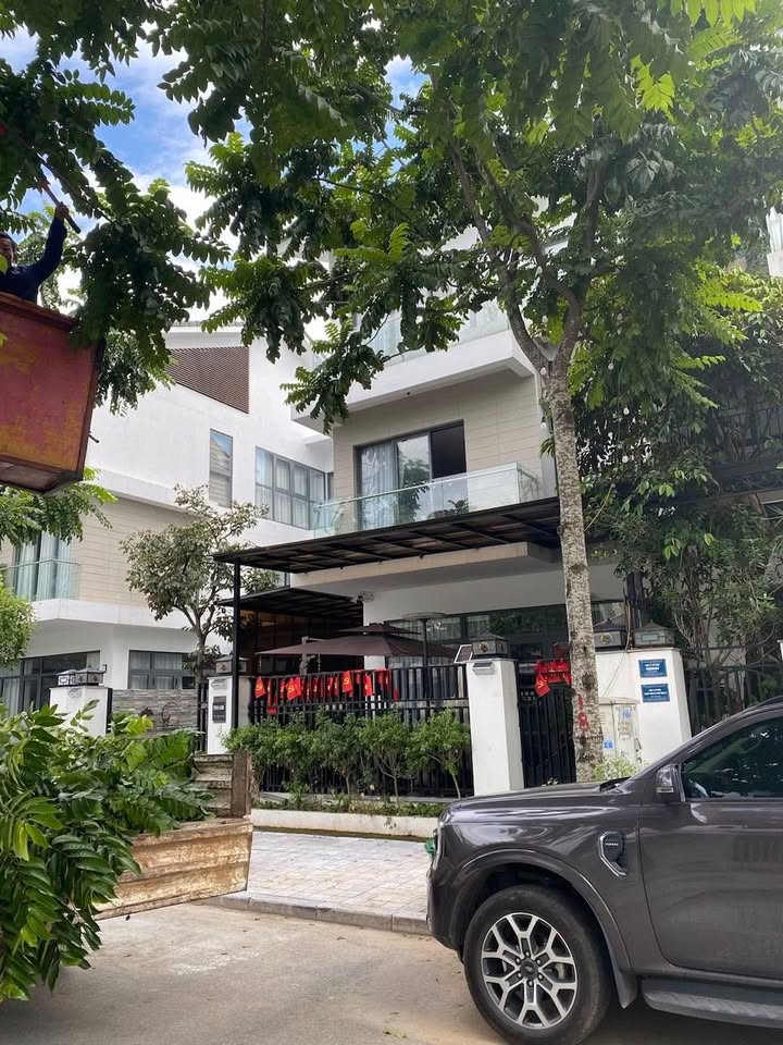 Biệt thự Dương Nội 200m² giá 31.4 tỷ - Hoàn thiện đẹp mắt, sẵn sàng ở ngay!