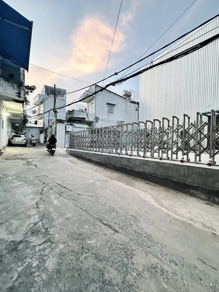 Nhà 4 tầng hẻm ô tô Huỳnh Đình Hai, Bình Thạnh 52m² - Cơ hội đầu tư sinh lời!