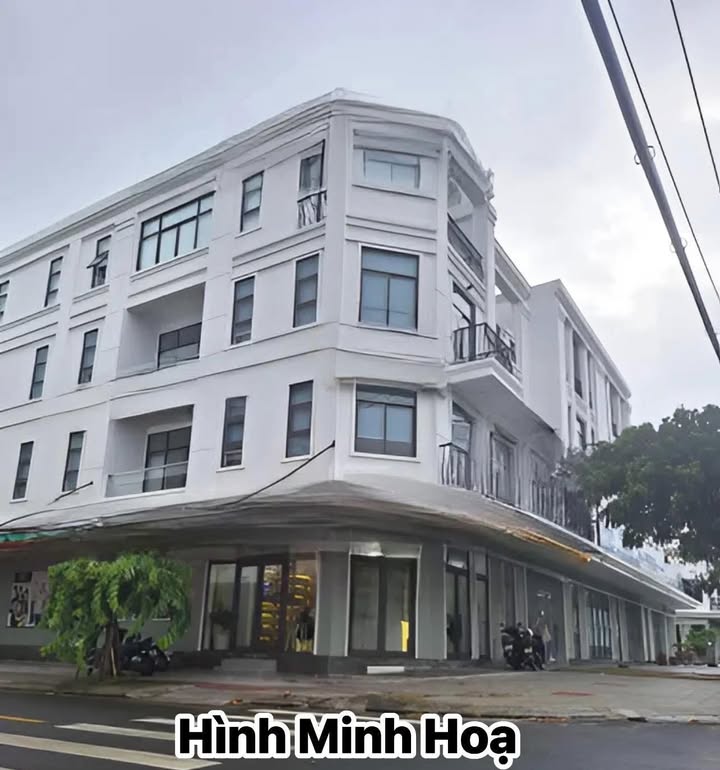 Shophouse Hoàng Thị Loan Đà Nẵng 180m² giá 40 triệu - Căn góc thông thoáng, thang máy sẵn!