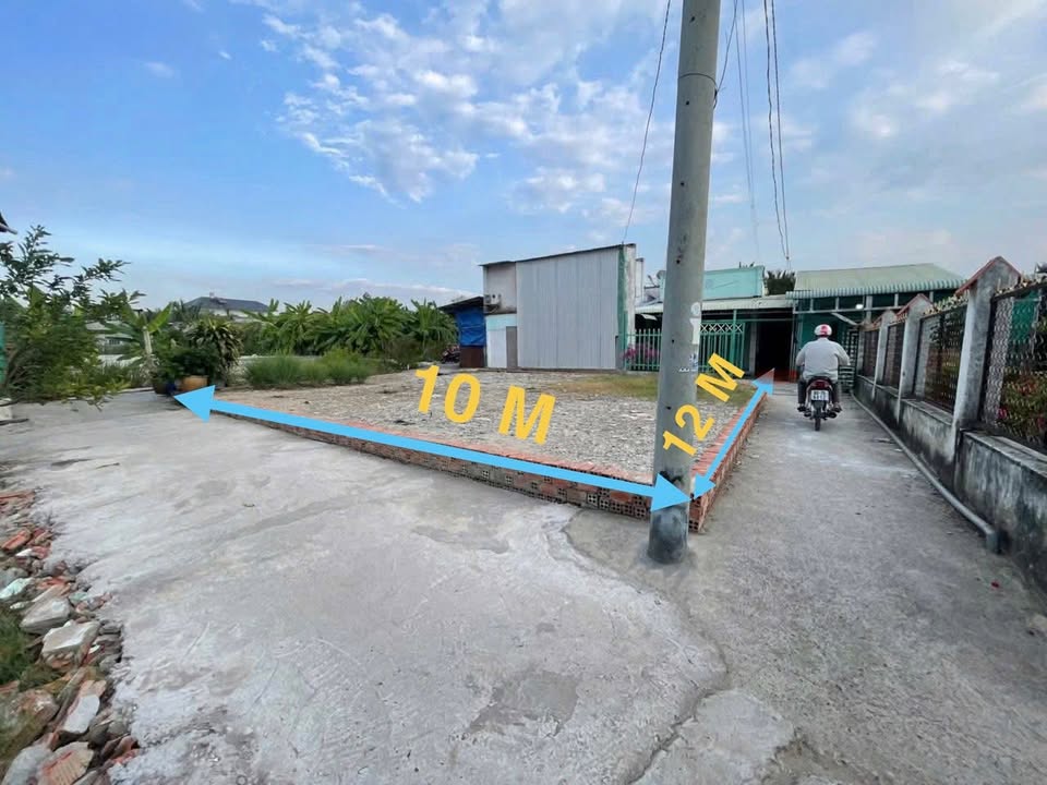 Đất nền 120m² tại xã Phước Khánh, giá 1.28 tỷ - Sổ hồng riêng, dân cư đông đúc!