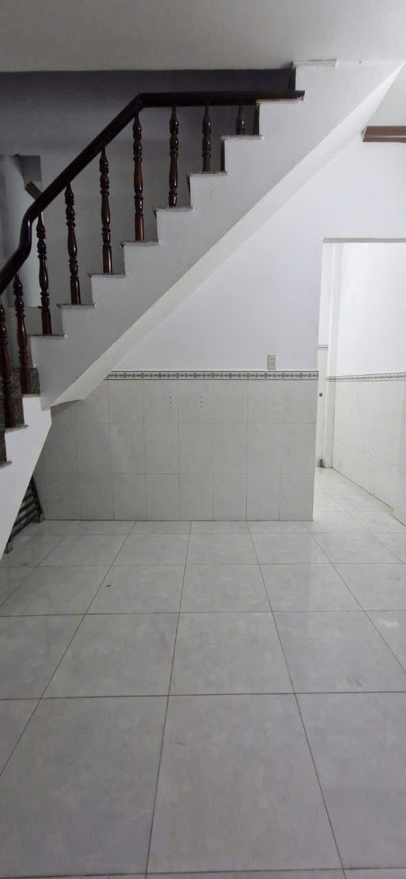 Nhà cho thuê tại Vĩnh Lộc, Bình Chánh 20m² chỉ 3 triệu - Hẻm thông tiện lợi!