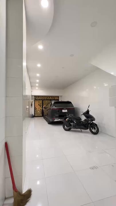 Căn hộ Duplex Võ Văn Kiệt Quận 1 giá 6.5 triệu - Full nội thất sang trọng!