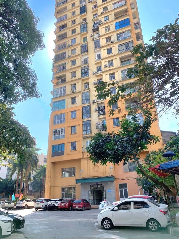 Chung cư 4F Vũ Phạm Hàm 52m² - Tiện ích ngập tràn, sẵn sàng giao dịch!