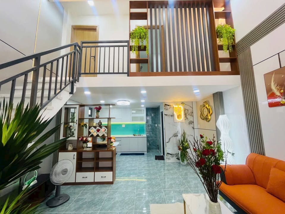 Nhà trệt lửng 2PN Linh Xuân 40m² giá 3.83 tỷ - Hẻm xe hơi, chính chủ!