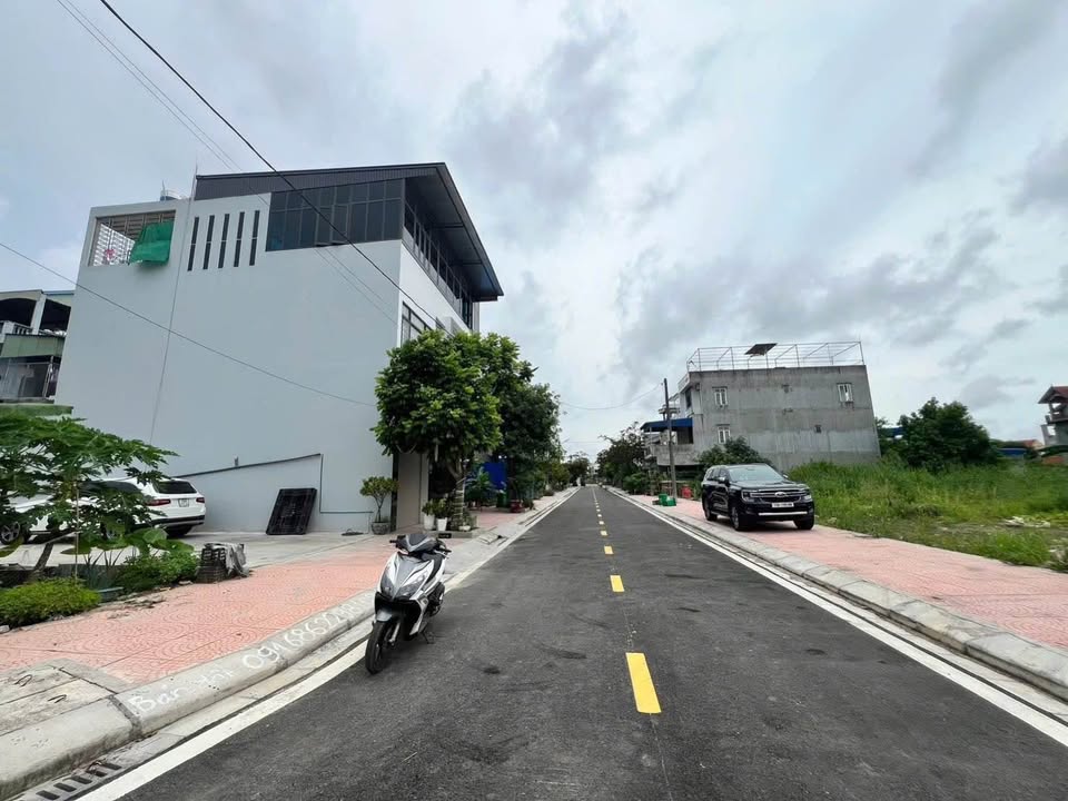 Đất nền Nam Sơn, An Dương 78,4m² giá 2,95 tỷ - Vị trí đẹp, dân cư đông đúc!