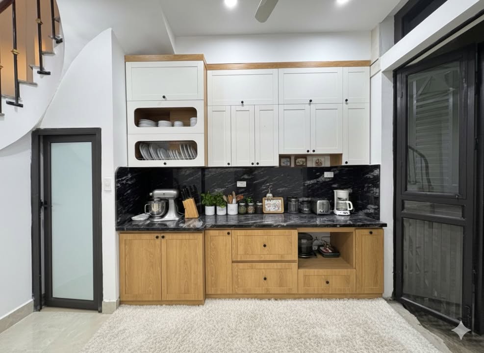 Nhà riêng Đống Đa, 30m² giá 5.9 tỷ - Không gian riêng tư giữa lòng Hà Nội!