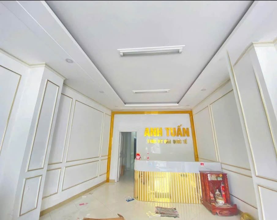 Cho thuê nhà mặt tiền đường Hùng Vương, Cần Thơ - Diện tích 180m², Giá 50 triệu/tháng - Phù hợp làm văn phòng, nha khoa, thẩm mỹ viện