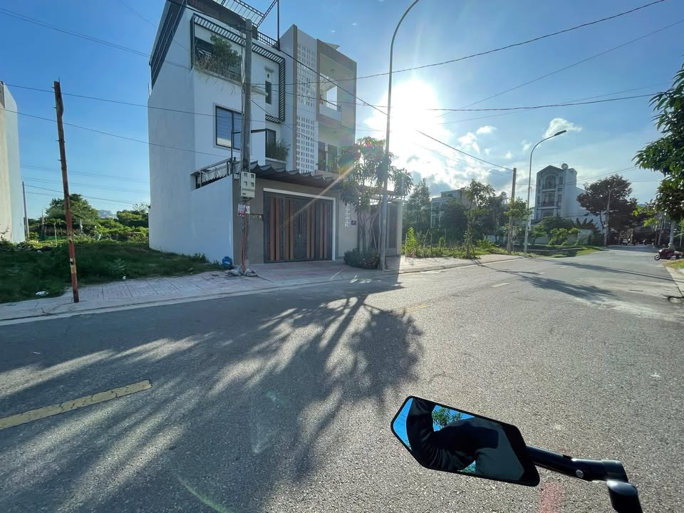 Đất Tái Định Cư Rạch Dừa 81m² giá 6.5 tỷ - Đầu tư sinh lời hấp dẫn!