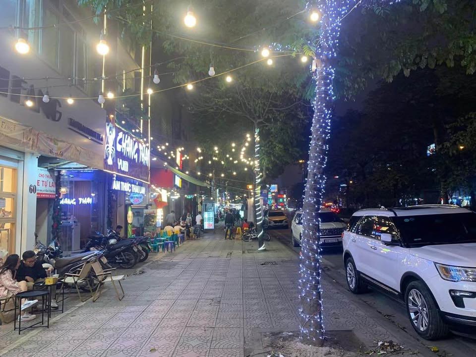 Nhà phố Hoàng Văn Thái, Thanh Xuân 91m² giá 24.5 tỷ - Ngõ thông ô tô, cách viện ĐH Y 5 phút!