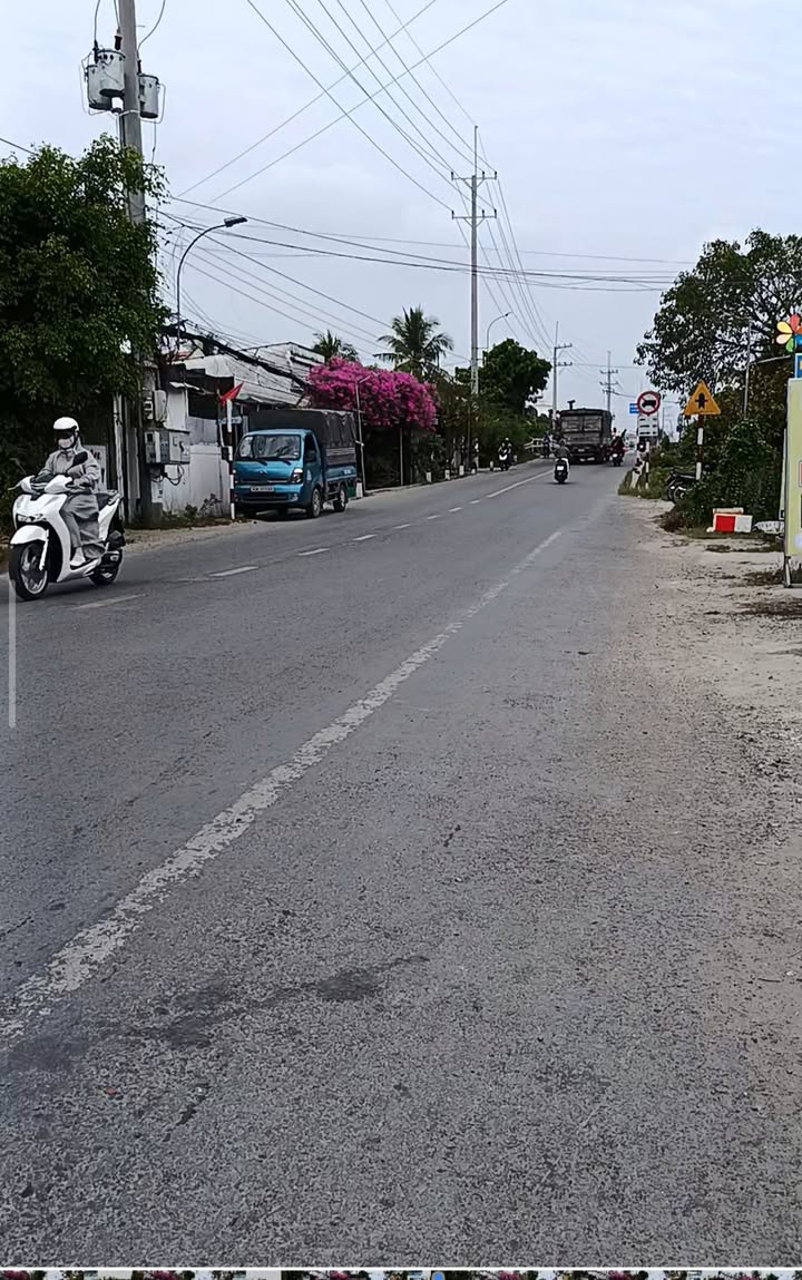 Cửa hàng mặt tiền đường 30/4, P.5, TX Cai Lậy 252m² giá 12 triệu - Đầu tư sinh lời ngay!