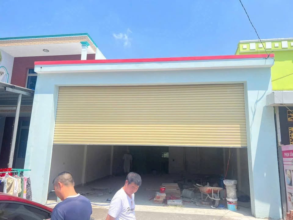 Nhà mặt tiền Hương Lộ 11, Bình Chánh 132m² giá 6.7 tỷ - Vị trí đắc địa!