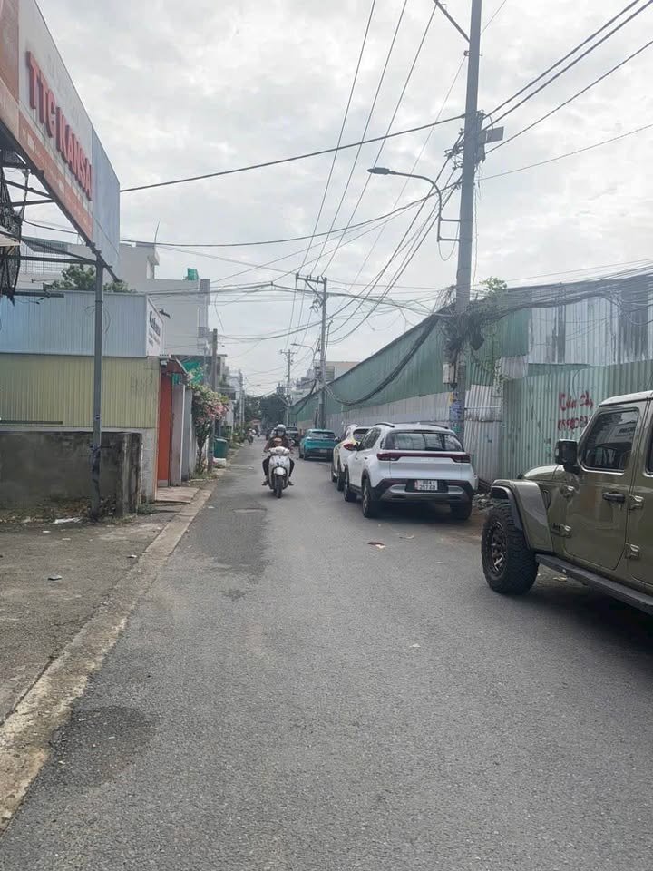 Bán đất KDC Hồng Long Hiệp Bình Phước 78m² giá 6.7 tỷ - Vị trí đắc địa, an ninh tốt!