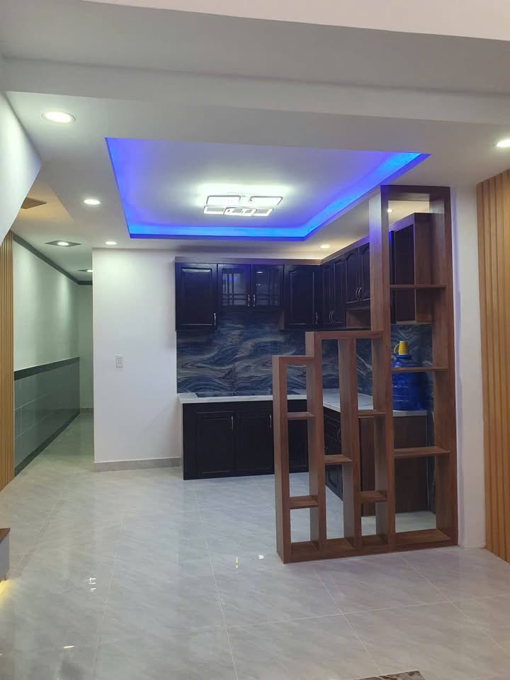 Nhà riêng P.Tân Đông Hiệp Dĩ An 60m² giá 1.95 tỷ - Vị trí cực đẹp gần chợ và trường học!