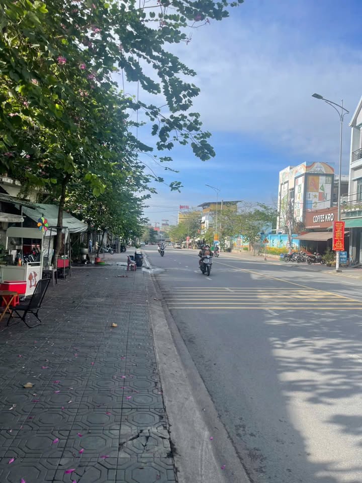 Đất mặt tiền Hai Bà Trưng, Dĩ An 150m² giá 13.6 tỷ - Pháp lý rõ ràng, thương lượng ngay!