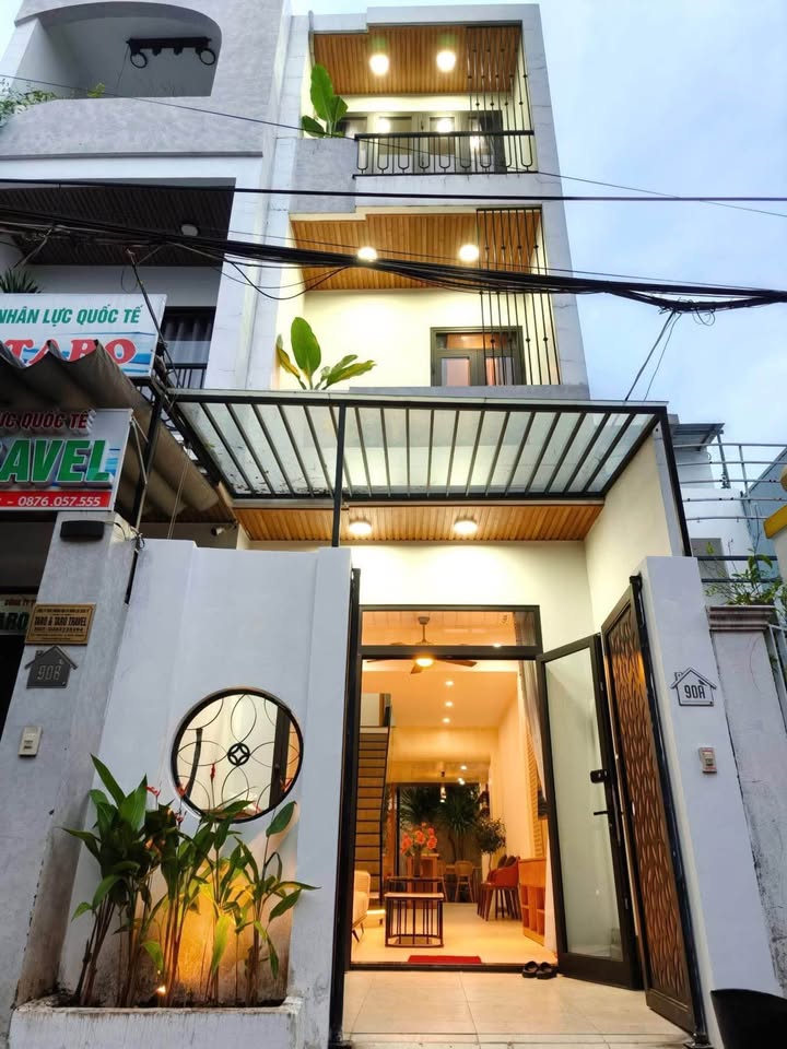 Nhà 3 tầng mặt tiền Ngô Chân Lưu 63m² giá 5.05 tỷ - Tiện ích bạt ngàn gần biển!