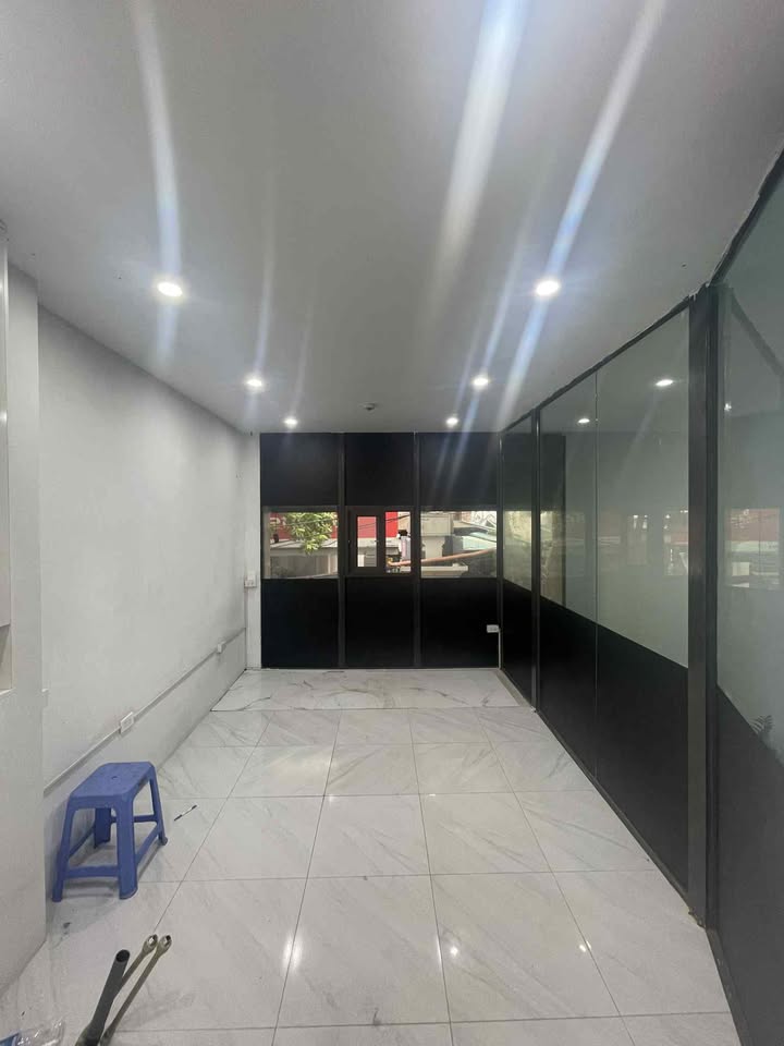 Mặt bằng kinh doanh tầng lửng Cự Lộc, Thanh Xuân 20m² - Vị trí đắc địa, thích hợp nhiều ngành nghề!