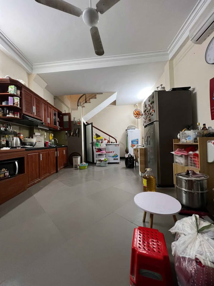 Nhà phố Phúc Xá Ba Đình 30m² giá 5.95 tỷ - Nhà mới thoáng mát, vào ở ngay!