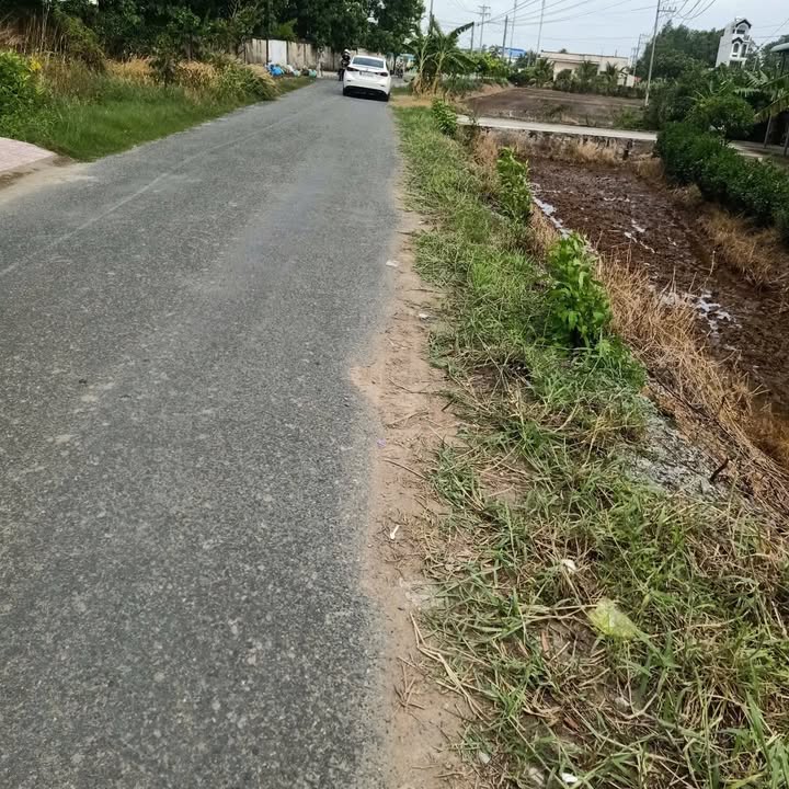 Đất nền mặt tiền Lê Văn Yên, Nhơn Thạnh Trung, Tân An 90m² giá 1.29 tỷ - Cơ hội đầu tư tuyệt vời!