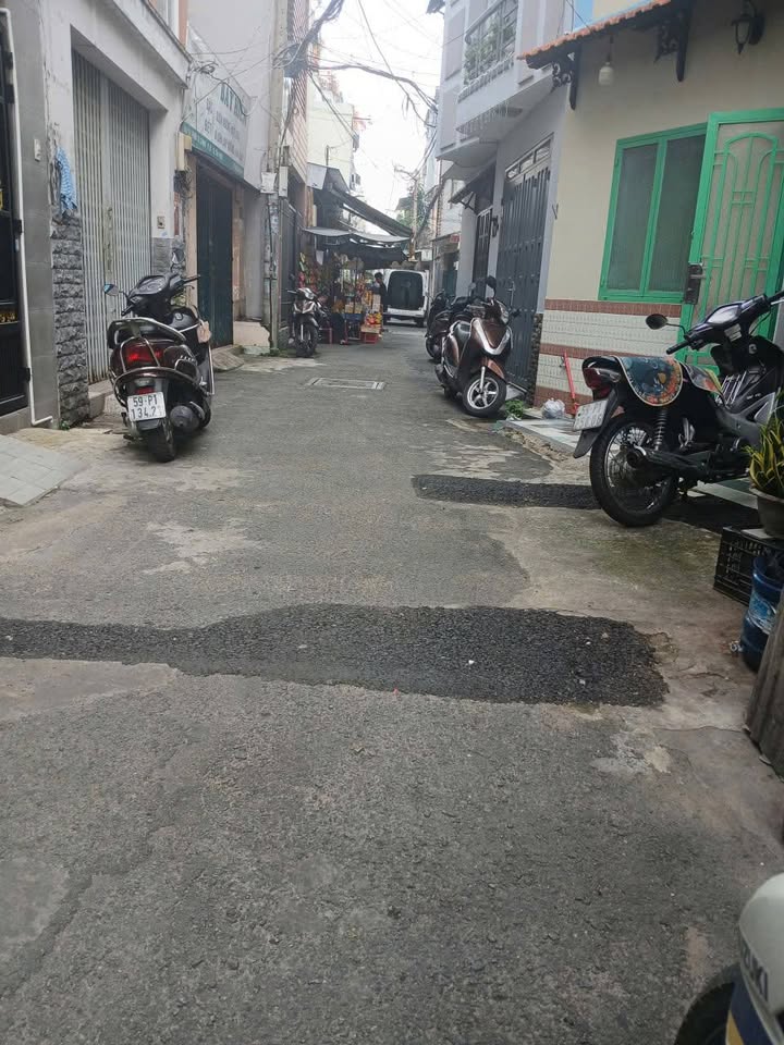 Nhà đẹp Trường Chinh Tân Bình 31m² giá 4.7 tỷ - Nở hậu tài lộc!