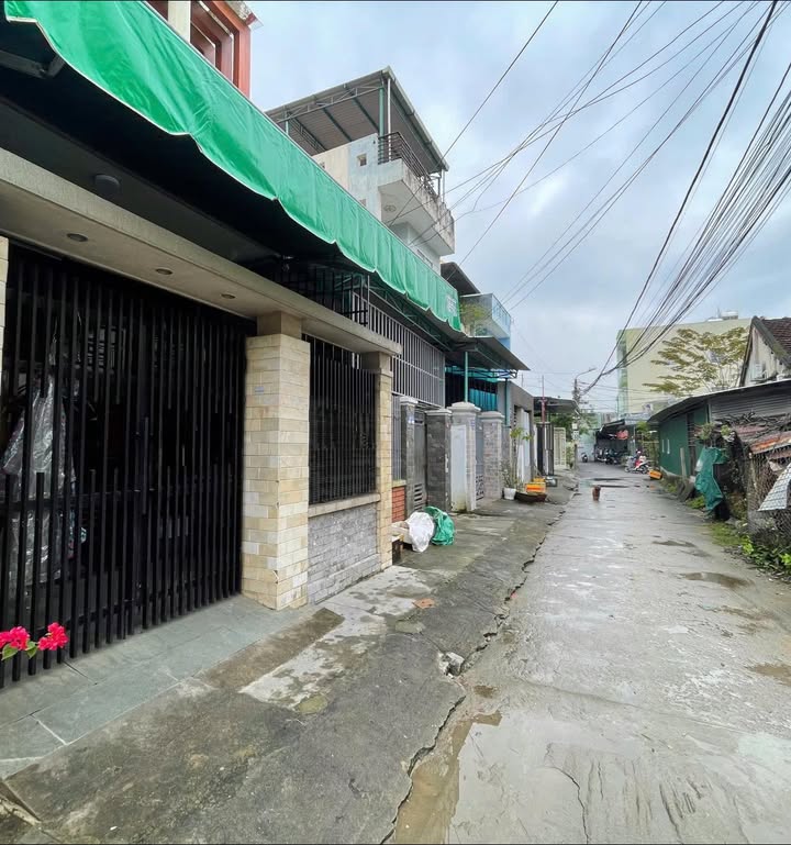 Nhà gác lửng 64m² tại trung tâm TP Quảng Ngãi - Giá chỉ 1.8 tỷ!