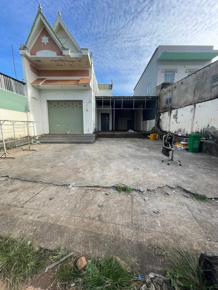 Bán nhà tại Đăk Ơ, Bù Gia Mập, 319m² giá 2.6 tỷ - Sát chợ Đăk Ơ, cơ hội đầu tư tuyệt vời!