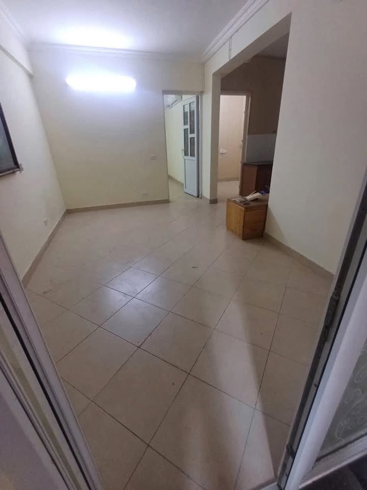 Căn hộ TT Bộ Công An Hàng Bột 60m² giá 3 tỷ - Sổ đỏ chính chủ, vào ở ngay!