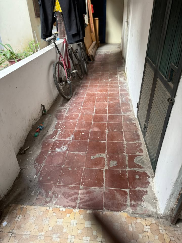 Căn hộ Bộ Công An Đống Đa 32m² giá 3 tỷ - Sổ đỏ chính chủ, sửa theo nhu cầu!