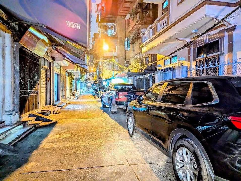 Căn hộ Tập thể Kim Mã, Ba Đình 33m² - Kinh doanh sầm uất, ô tô đỗ cửa!